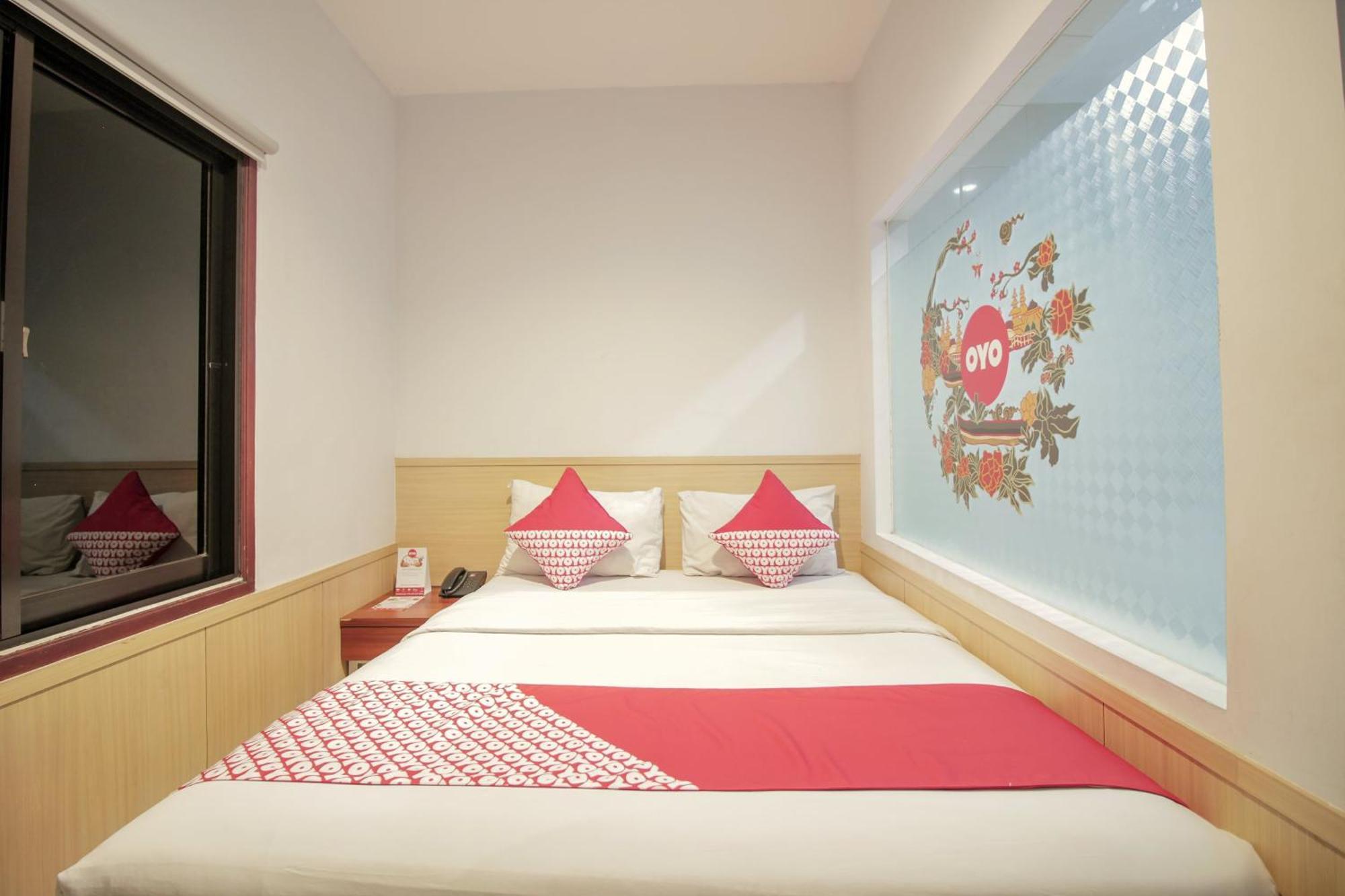 Collection O 295 Grha Ciumbuleuit Guest House バンドゥン エクステリア 写真